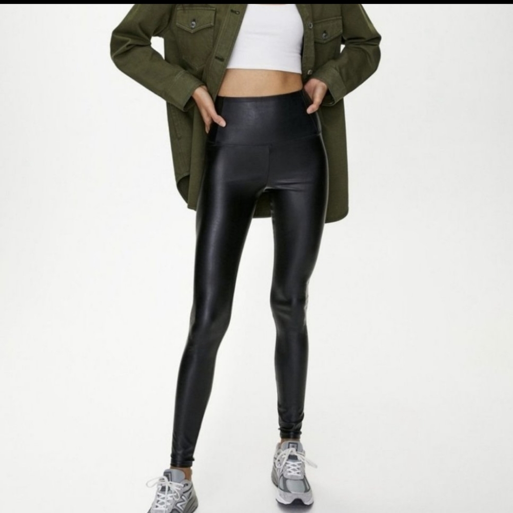 Wilfred Free Daria Pant High-waisted Vegan Leather leggings Sz M
